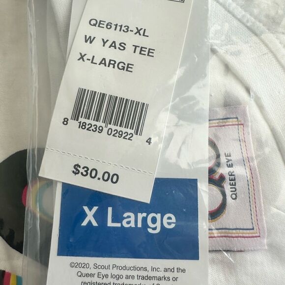 NWT Queer Eye Unisex White Short Sleeve Graphic Tee Shirt “Yes Henny” - Size L - Picture 5 of 6